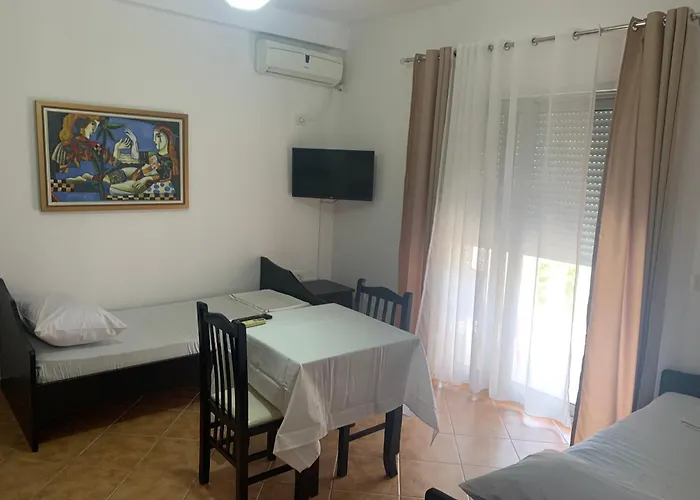 Julia Apartments